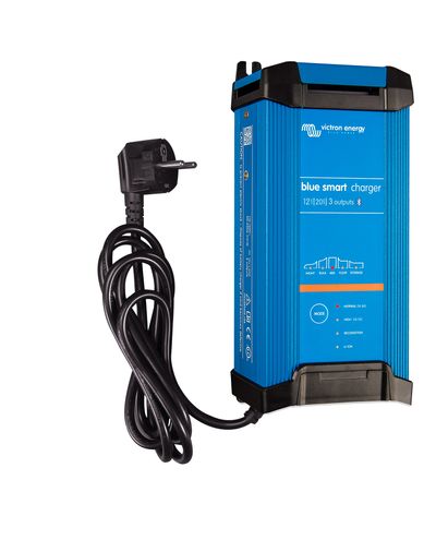 Victron Blue smart 12V/30A automatisk laddare med tre utgångar och Bluetooth