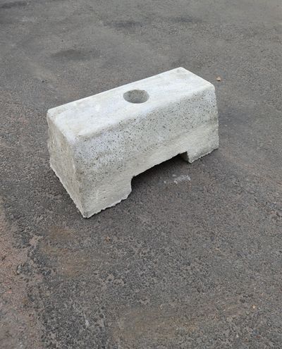 Minigris i betong 80 kg (grå)